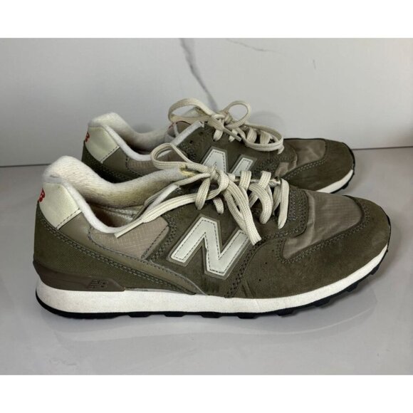 New Balance WR696VCB Womens Heritage Suede Mesh Sneakers Shoes Khaki Tan Sz 7.5 - Picture 2 of 9